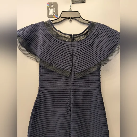 Tadashi Shoji Navy Blue Ruffle Pintuck Maxi Party‎ Bodycon Stretchable Sz XS - Picture 6 of 11